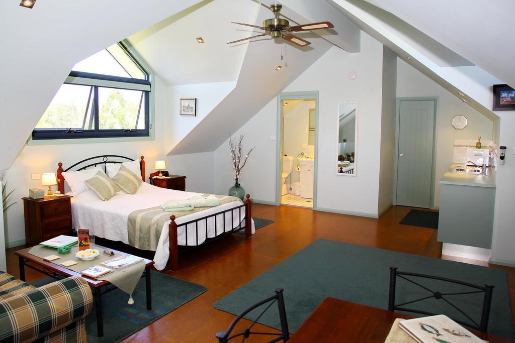 Salamander Bay Bed And Breakfast Экстерьер фото